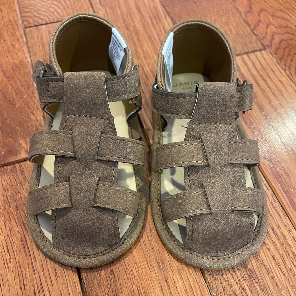 Janie and Jack Baby Fisherman Sandal in Size 12-18 months